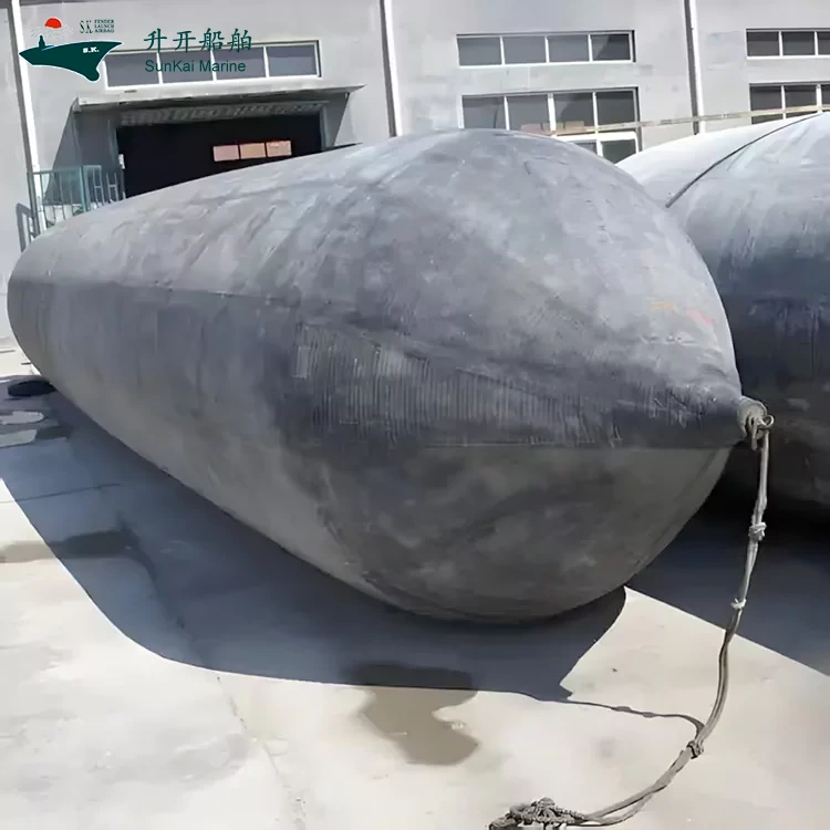 Wat zijn opblaasbare rubberen airbags en hoe verbeteren ze de maritieme activiteiten?