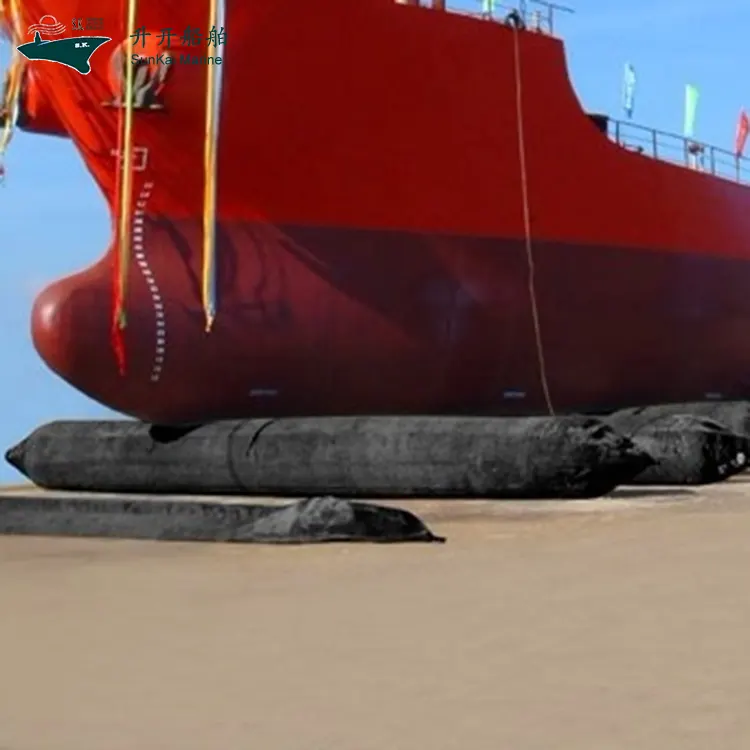 Schip lanceert rubberen airbag